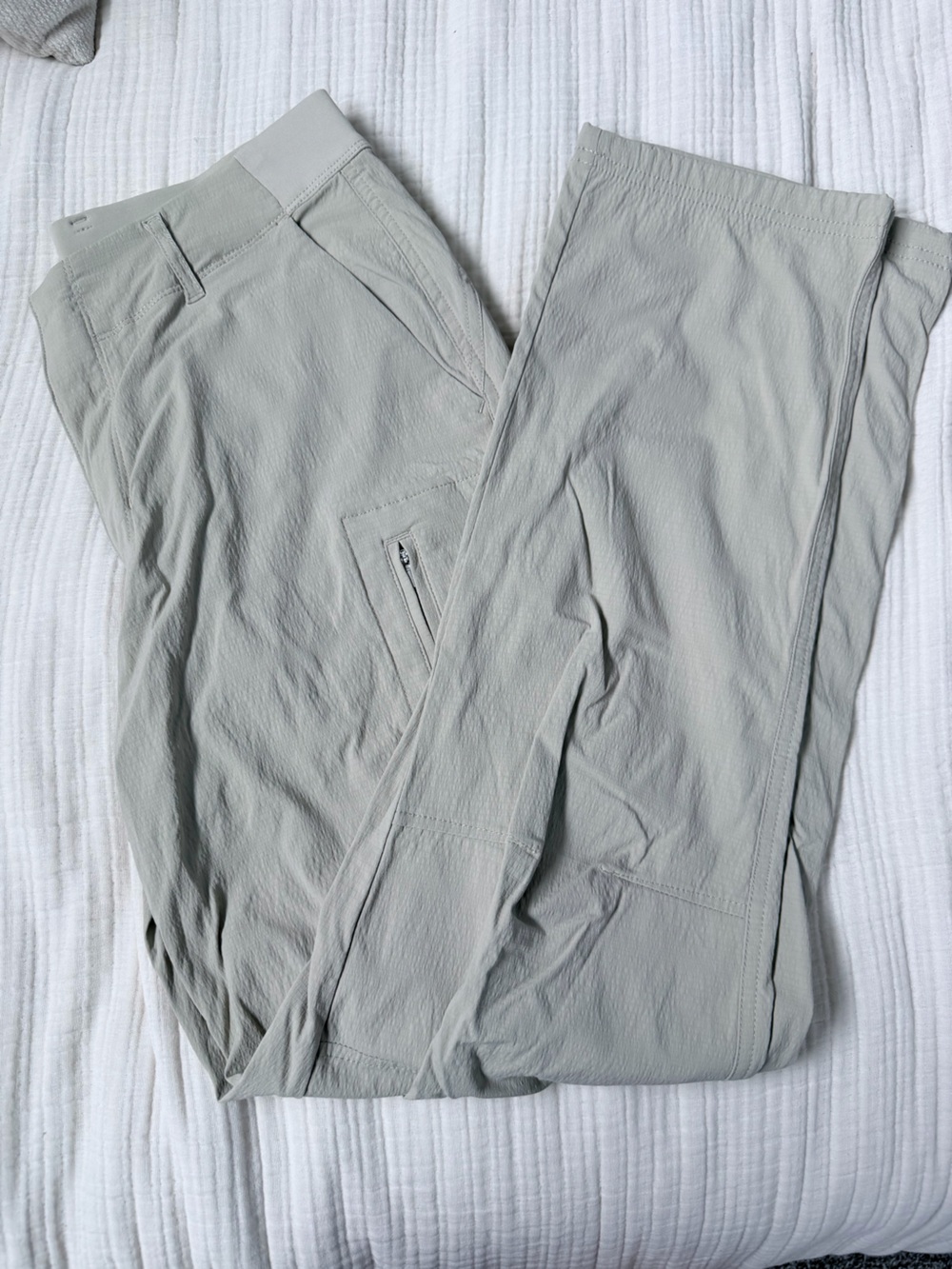 Athleta Men's Light Gray Lightweight Jacket
